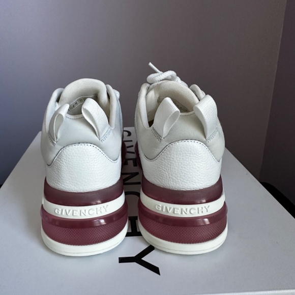 Givenchy Giv 1 Leather And Mesh Sneakers - Picture 10 of 16